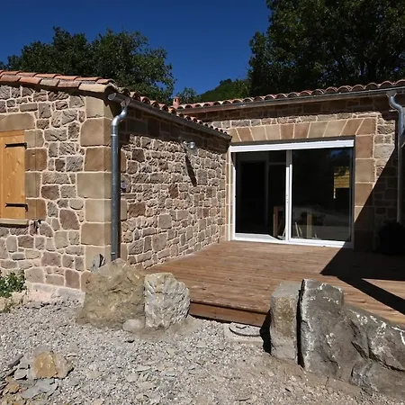 Le Pontilh Holiday home *